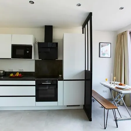 Апартаменты Parc Monceau & Courcelles - Cityapartmentstay *